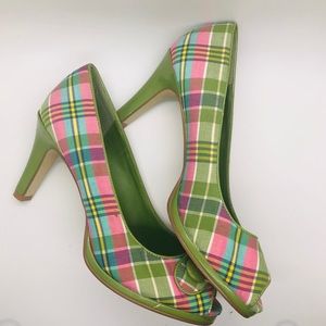 HOSTPICK DIBA EAST Green & Pink Plaid Heels Size 9
